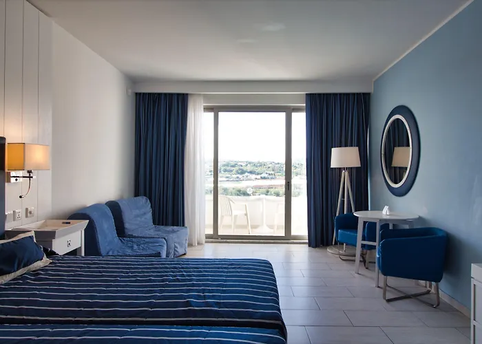 Üdülőközpont Db Seabank + Mellieħa